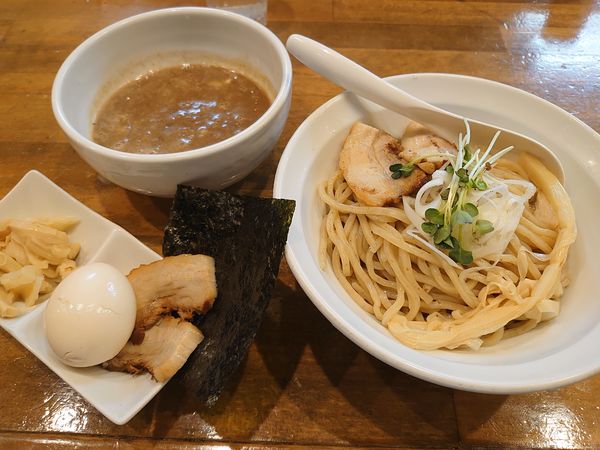 「煮干しつけ麺+特製（1100円）」@ふうびの写真