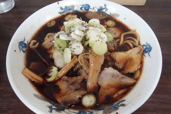 「中華そば+ライス、生玉子」@大喜 駅前店の写真