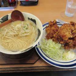 白味噌ラーメン（６９０円）＋からあげ６８０円