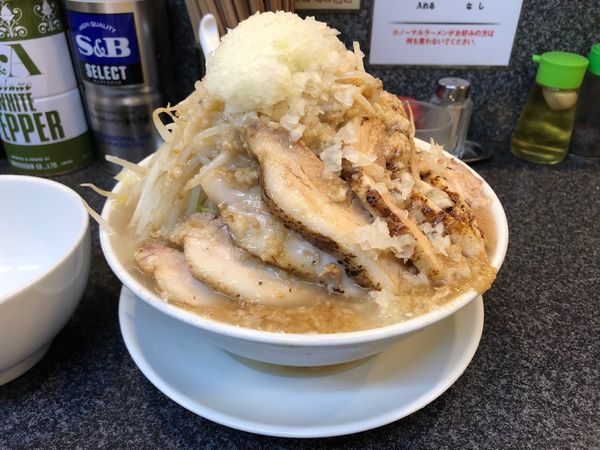 「正油ラーメン(豚8枚)」@らうめん さぶ郎の写真