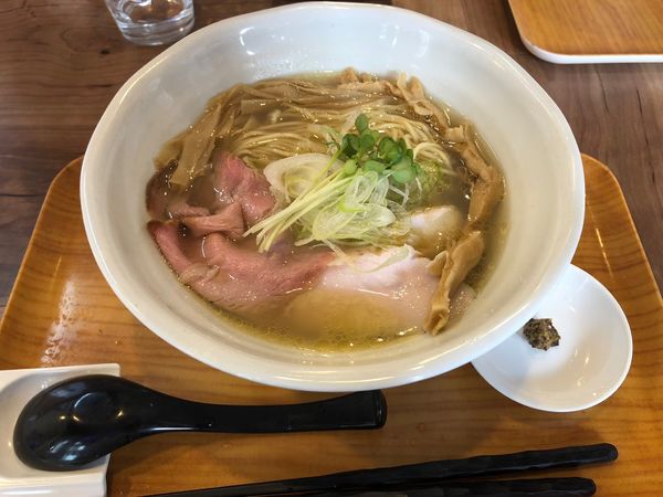 「塩と貝のラーメン」@ラーメン 健やかの写真