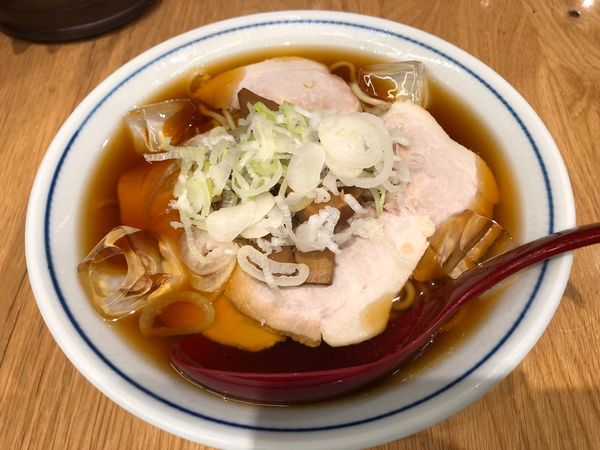 「冷やし煮干しラーメン」@すごい煮干ラーメン凪 五反田西口店の写真