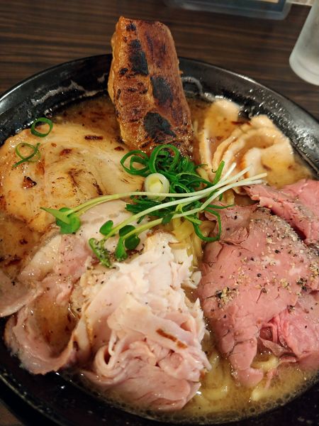 「肉そば牛ポタ大」@肉麺ひだまり庵の写真