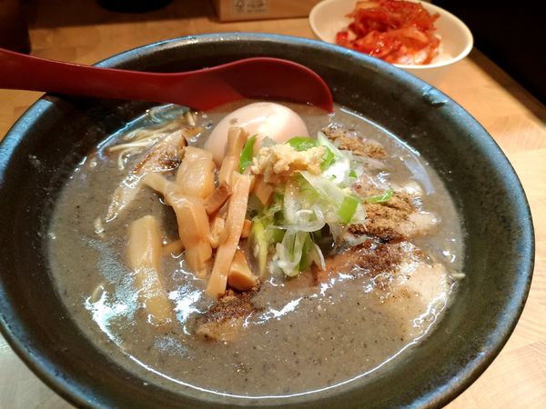 「でら煮干しらーめん（並）＋味玉」@にぼしらーめん88の写真