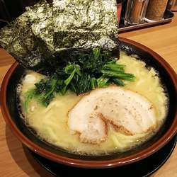 豚骨ラーメン