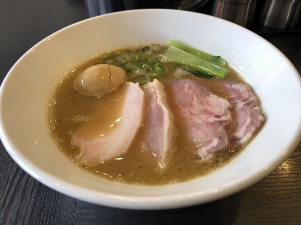 「特製濃厚魚介ラーメン」@麺や 福はらの写真