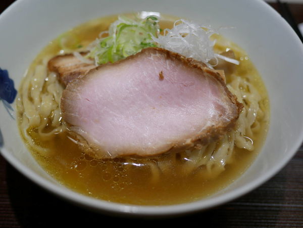 「麺 塩 中太手もみ麺」@麺 みつヰの写真