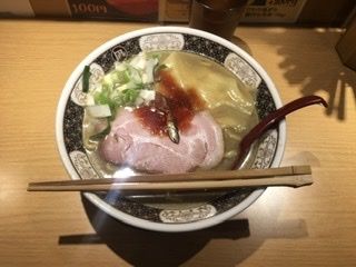 「煮干ラーメン屋 ¥870」@すごい煮干ラーメン凪 西新宿7丁目店の写真