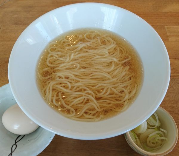 「素ラーメン＋味玉」@都電テーブル 雑司が谷店の写真