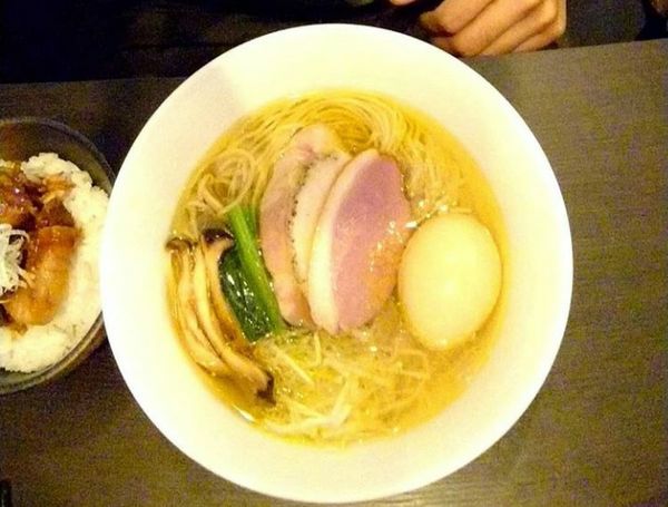 「特製芳醇中華そば」@麺屋 龍壽の写真