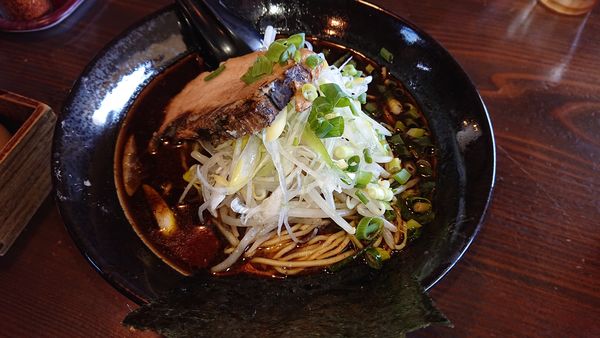 「黒のらーめん」@麺屋はじめの写真