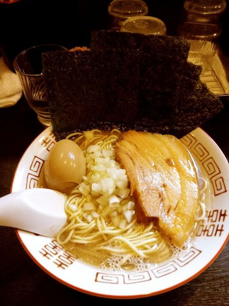 「淡麗中華そば＋味玉＋のり増し」@中華ソバ 伊吹の写真