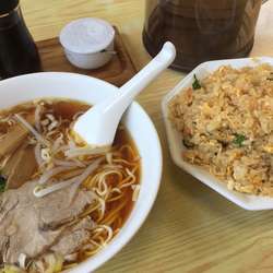 Bセット（支那そば＋卵チャーハン）