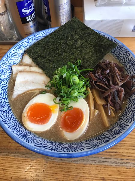 「魚介醤油+特製」@ひかり食堂の写真