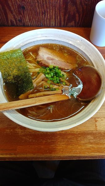 「醤油らーめん」@麺や 八雲の写真