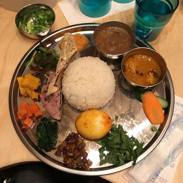 「丸祇羅式ダルバート＋トッピング」@丸祇羅の写真