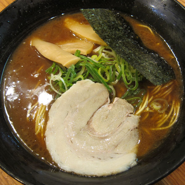 「豚骨醤油らーめん 780円」@金澤濃厚豚骨ラーメン 神仙 品達品川店の写真