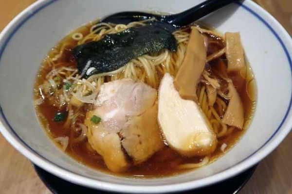 「純鶏らーめん醤油　620円」@麺処直久 新橋店の写真