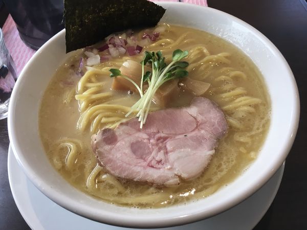 「濃厚塩ラーメン」@noodles kitchen GUNNERS 新丸子店の写真
