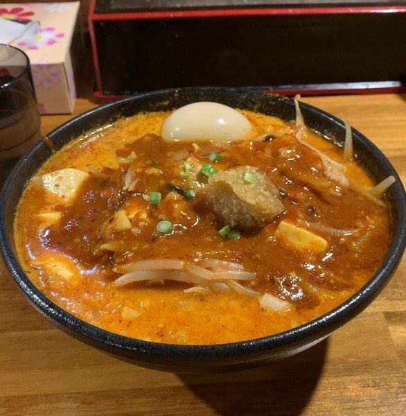 「味玉どて辛めん バラ肉倍増」@どてちん 習志野店の写真