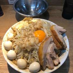 汁なし、特盛、大盛り、紅しょうが、うずら