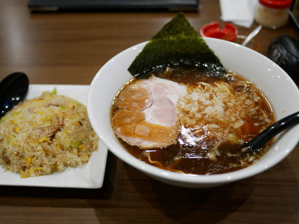 「玄八セット 麺硬め」@東京八王子ラーメン 麺や 玄八の写真
