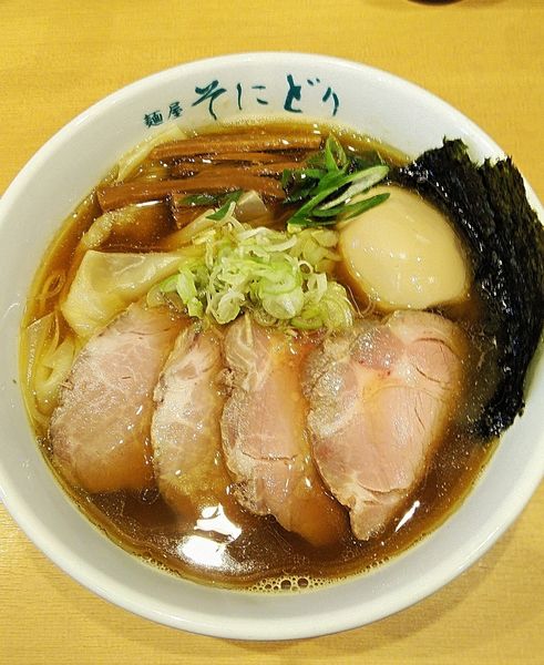 「全部入り醤油らーめん 1130円」@麺屋 そにどりの写真