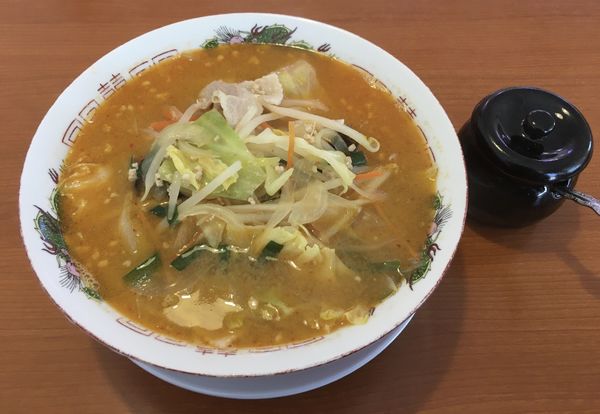 「からしみそラーメン(600¥)」@お食事処 花家の写真