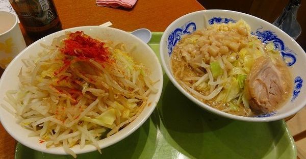 「ラーメン並700円　野菜トリプル脂トリプルニンニクダブル」@ジャンクガレッジ イオンレイクタウンmori店の写真