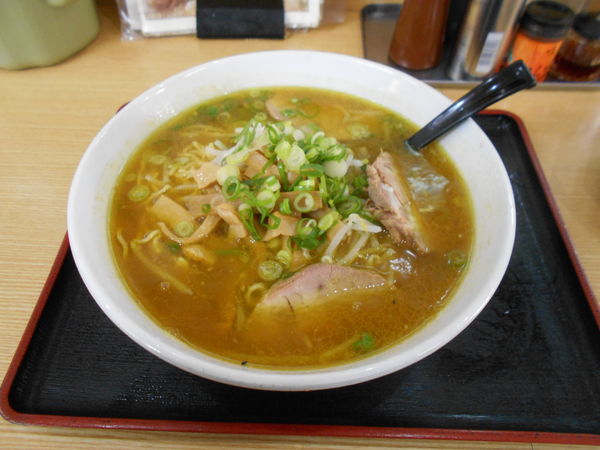 「カレーらーめん」@らぁめん市場 麺太鼓の写真