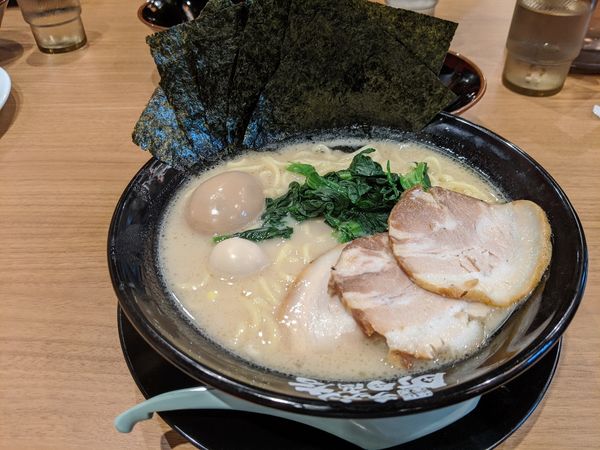 「MAXラーメン　930円」@町田商店 弥冨通店の写真
