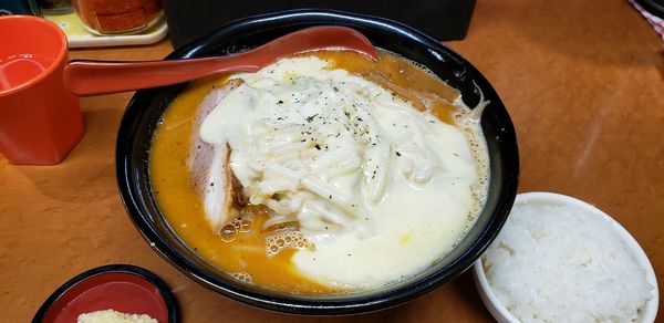 「とろ～りチーズの辛みそらーめん」@萬馬軒 花橙の写真