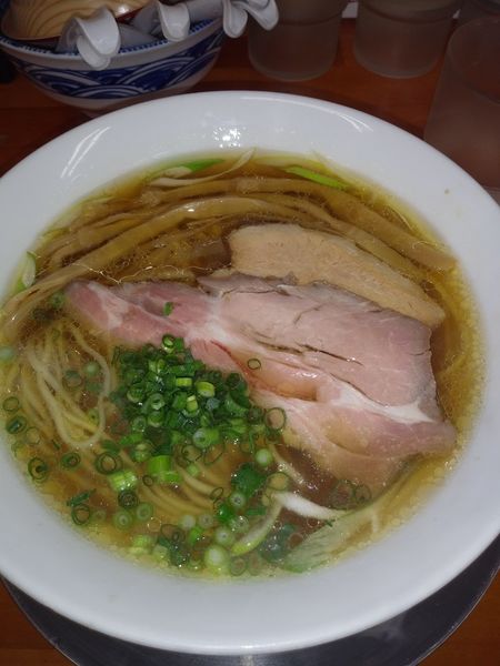 「鶏と魚介の中華そば」@栃木中華そば 神志の写真