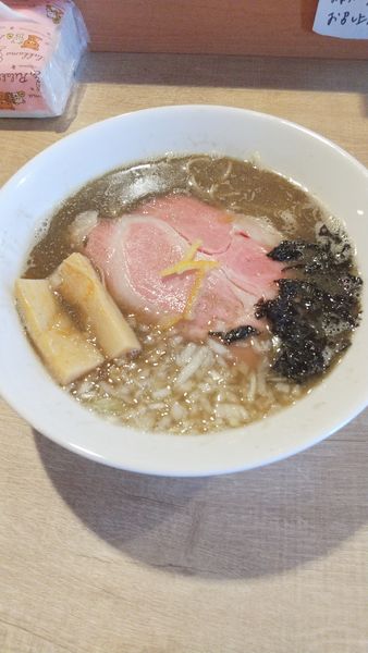 「煮干中華そば」@麺屋らんまるの写真