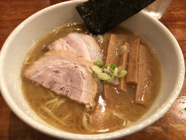 「ラーメン(800円)」@noodlesの写真