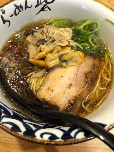 「醤油」@らーめん砦 研究所の写真