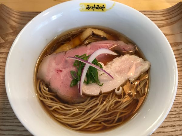 「醤油鶏そば」@鶏びあんSobaみやみやの写真