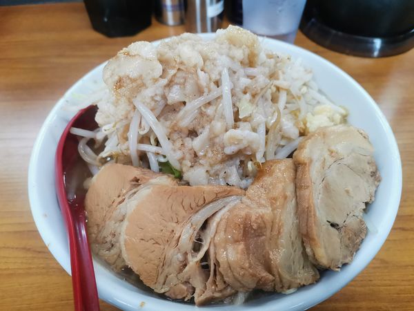 「豚神しょう油＋豚増し3枚」@神豚の写真