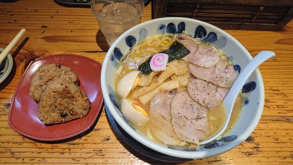 「特製中華そば880」@博多中華そば まるげんの写真