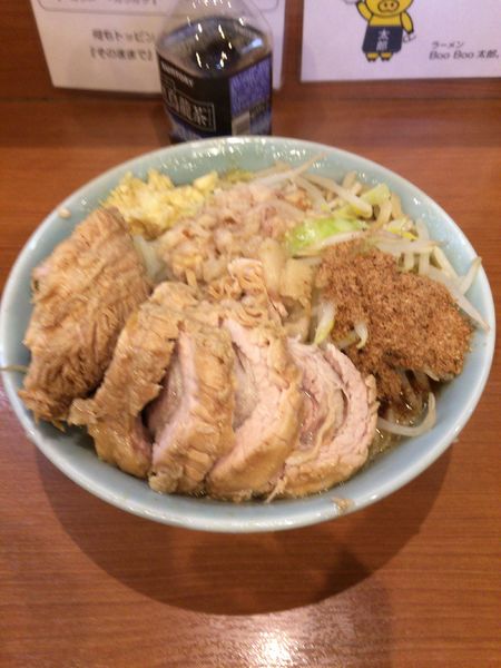 「小豚＋アレ」@ラーメンBoo Boo太郎。の写真