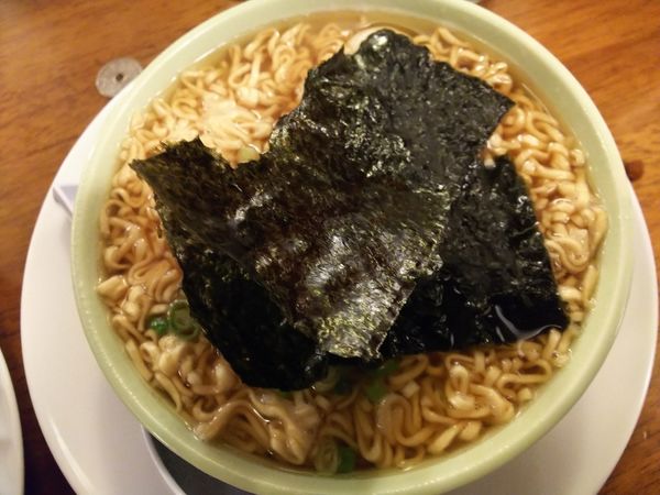 「ラーメン　200円」@立ち飲み だるまの写真