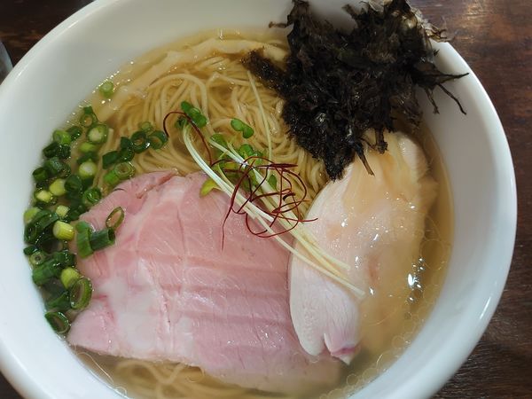 「鶏清油塩ラーメン大盛」@麺庵 小島流の写真