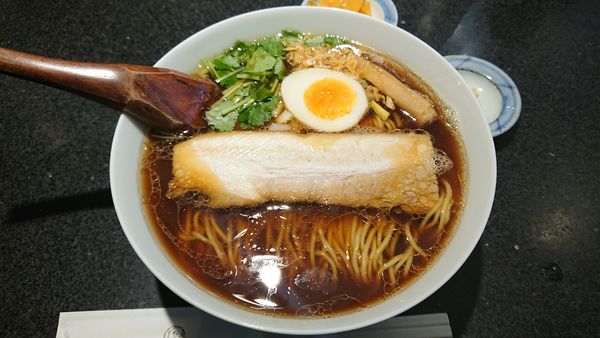 「特製醤油柳麺（生姜付） 950円 + 豚丼 370円」@麺屋ひょっとこ 銀座店の写真