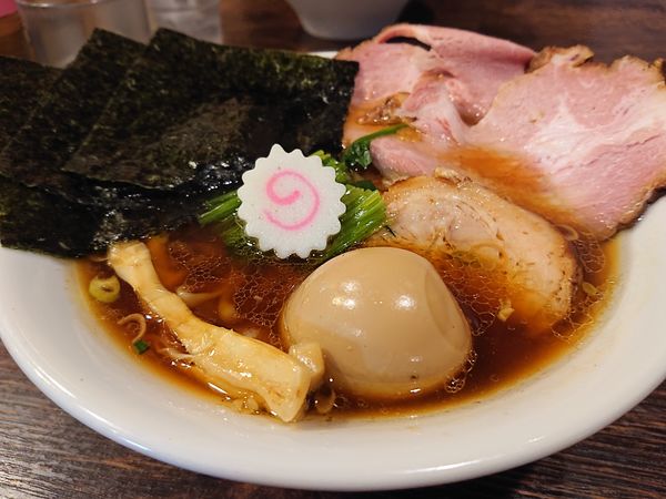 「特製中華そば」@麺屋 真心の写真