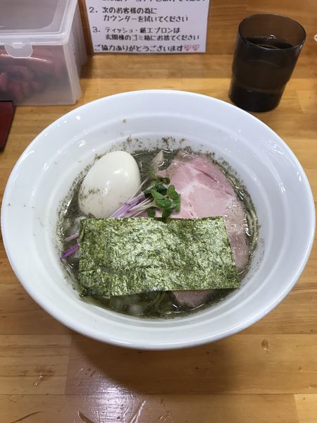 「煮干しラーメン（はじめの天夢）780円＋味玉」@めんや天夢の写真