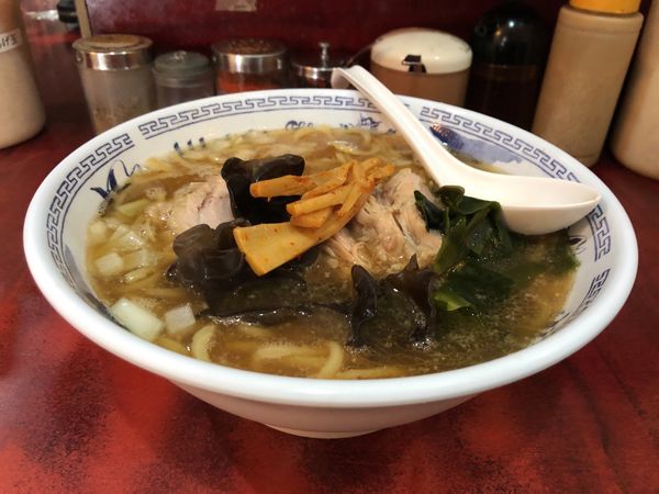 「醤油ラーメン＋チャーシュー　750円＋200円」@ラーメン マキタの写真