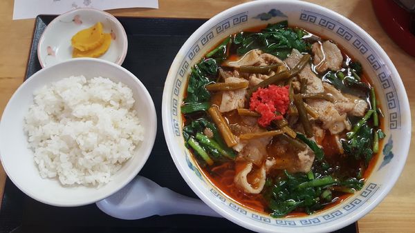「満州にらラーメン＋肉増し＋半ライス」@さかえや本店の写真
