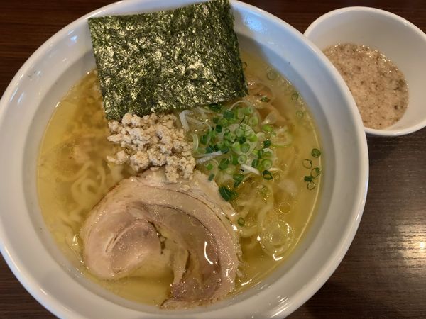 「佐野ラーメン（自然薯付）」@自家製麺 まかないへきるの写真