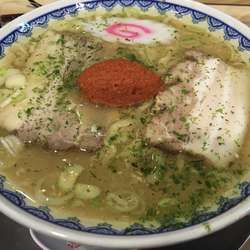 赤湯からみそらーめん　970円