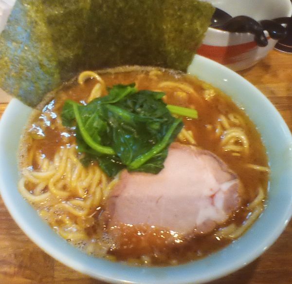 「家系ラーメン泉家」@麺屋 庄太 六浦本店の写真